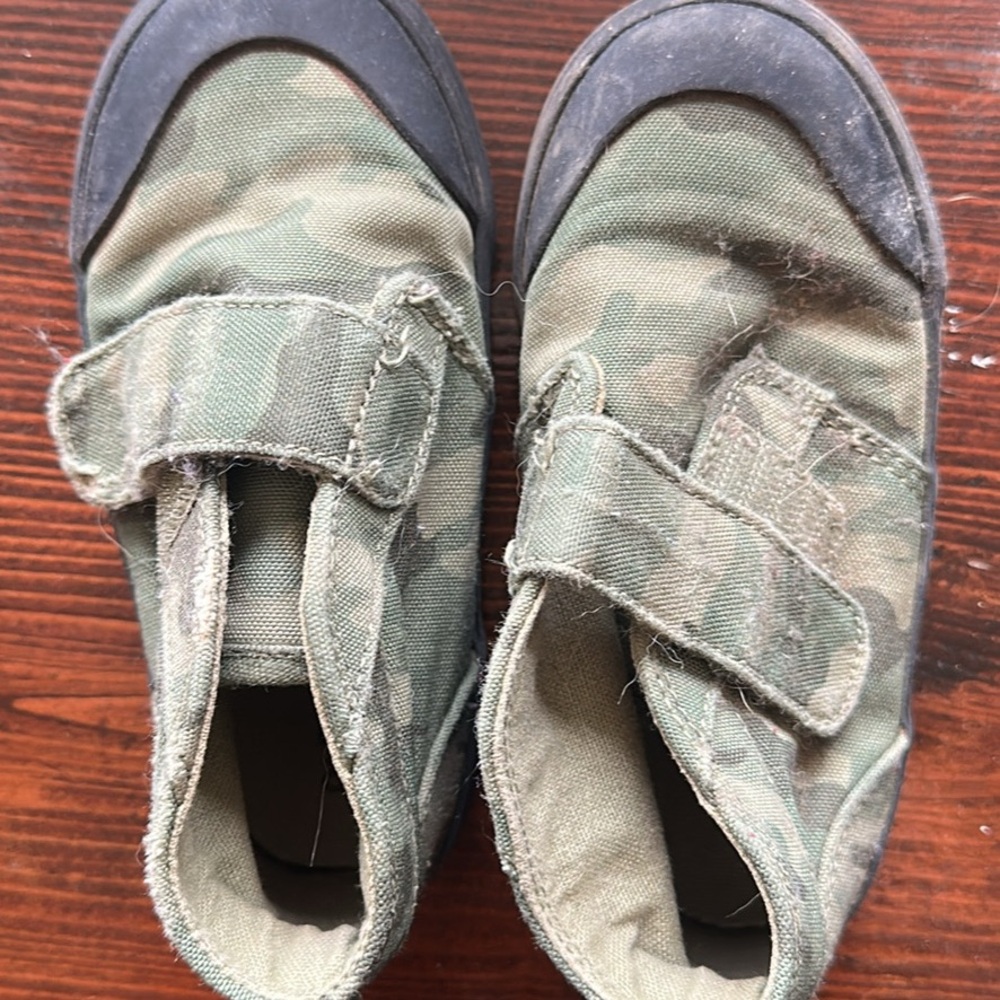 Old Navy Green Camouflage Kids Sneakers